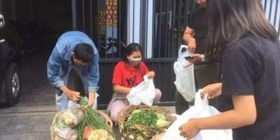 Gerakan Warga Bantu Warga oleh GMNI dan BEM Se-Bali Gerakan Warga Bantu Warga oleh GMNI dan BEM Se-Bali