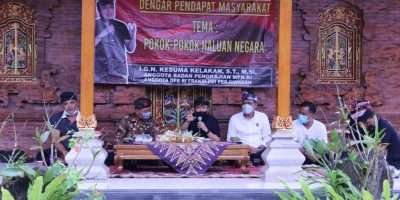 Bersama Warga Abiansemal, Badan Pekerja MPR RI Dialogkan Urgensi Mengembalikan Pokok-Pokok Haluan Negara dalam Sistem Ketatanegaraan Bersama Warga Abiansemal, Badan Pekerja MPR RI Dialogkan Urgensi Mengembalikan Pokok-Pokok Haluan Negara dalam Sistem Ketatanegaraan